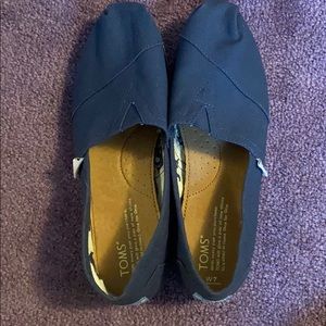 never worn toms baby blue slip-on